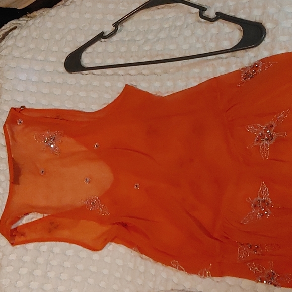 Dress - Picture 4 of 4